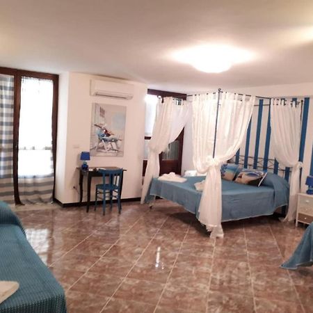 Suite Palazzo Luciani Салерно Экстерьер фото
