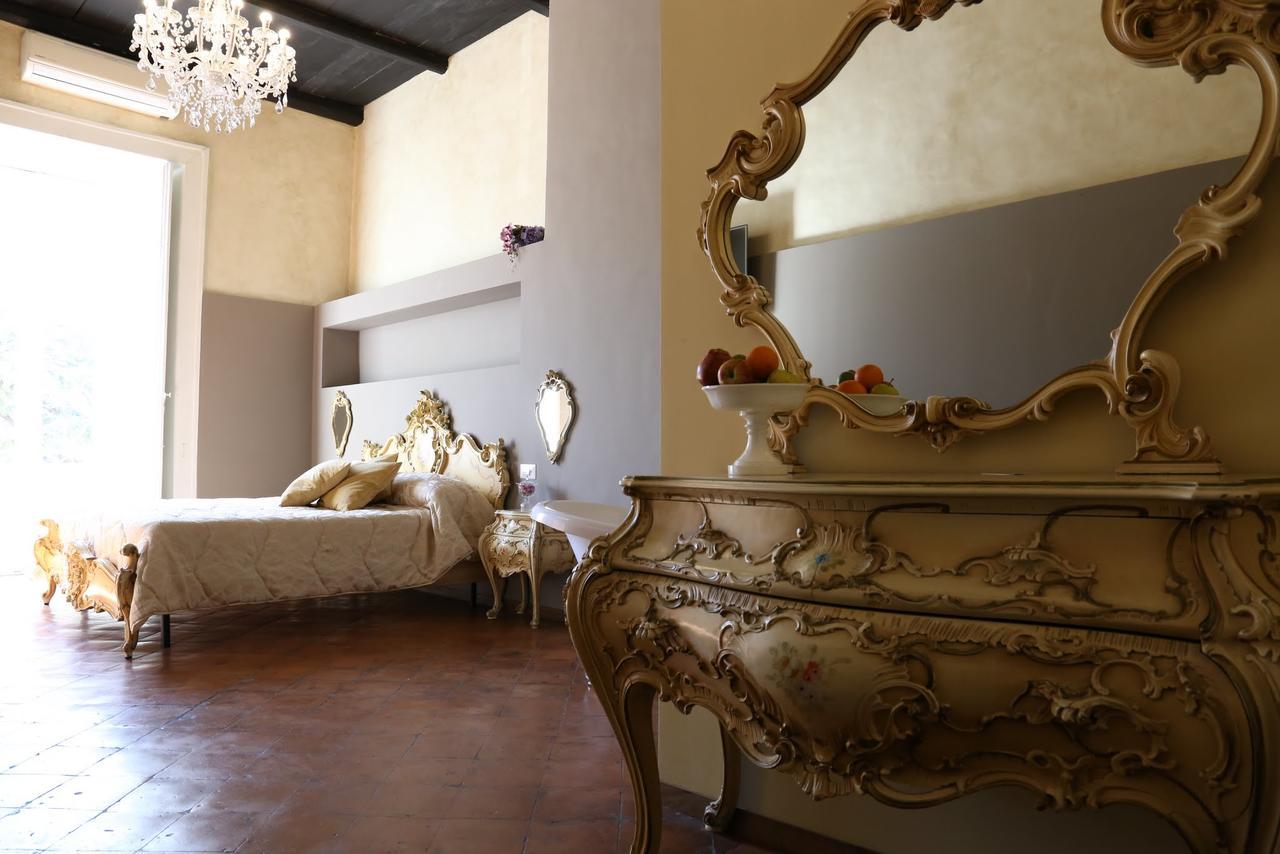 Suite Palazzo Luciani Салерно Экстерьер фото